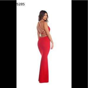 Formal dress. Used once. Size M